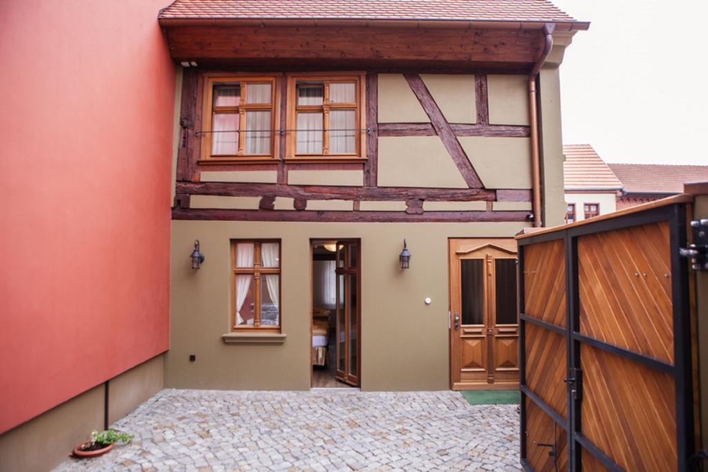 Schulzens Brauerei & Hotel Tangermünde Eksteriør billede